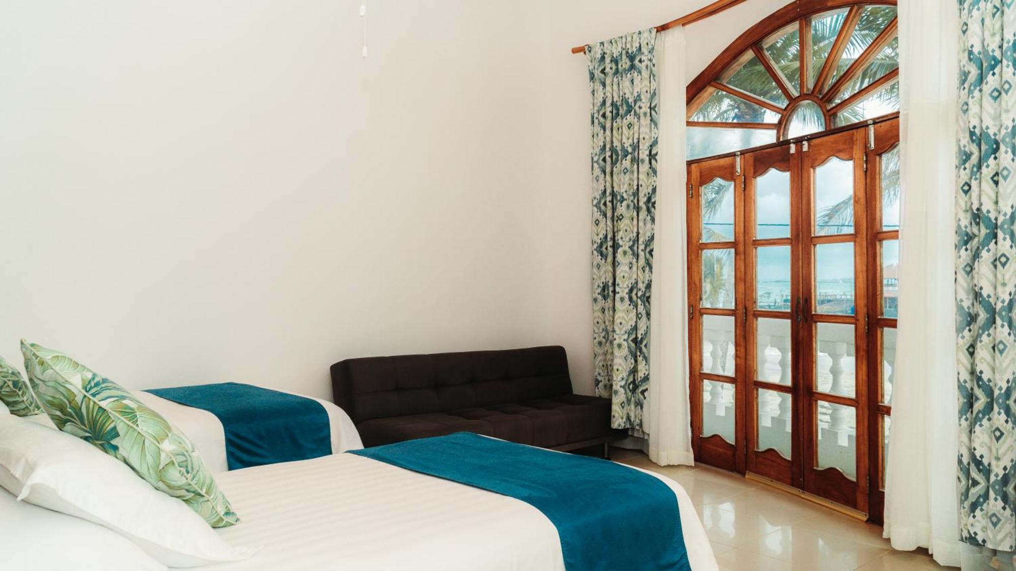 Hotel Albemarle 푸에르토빌라밀 외부 사진