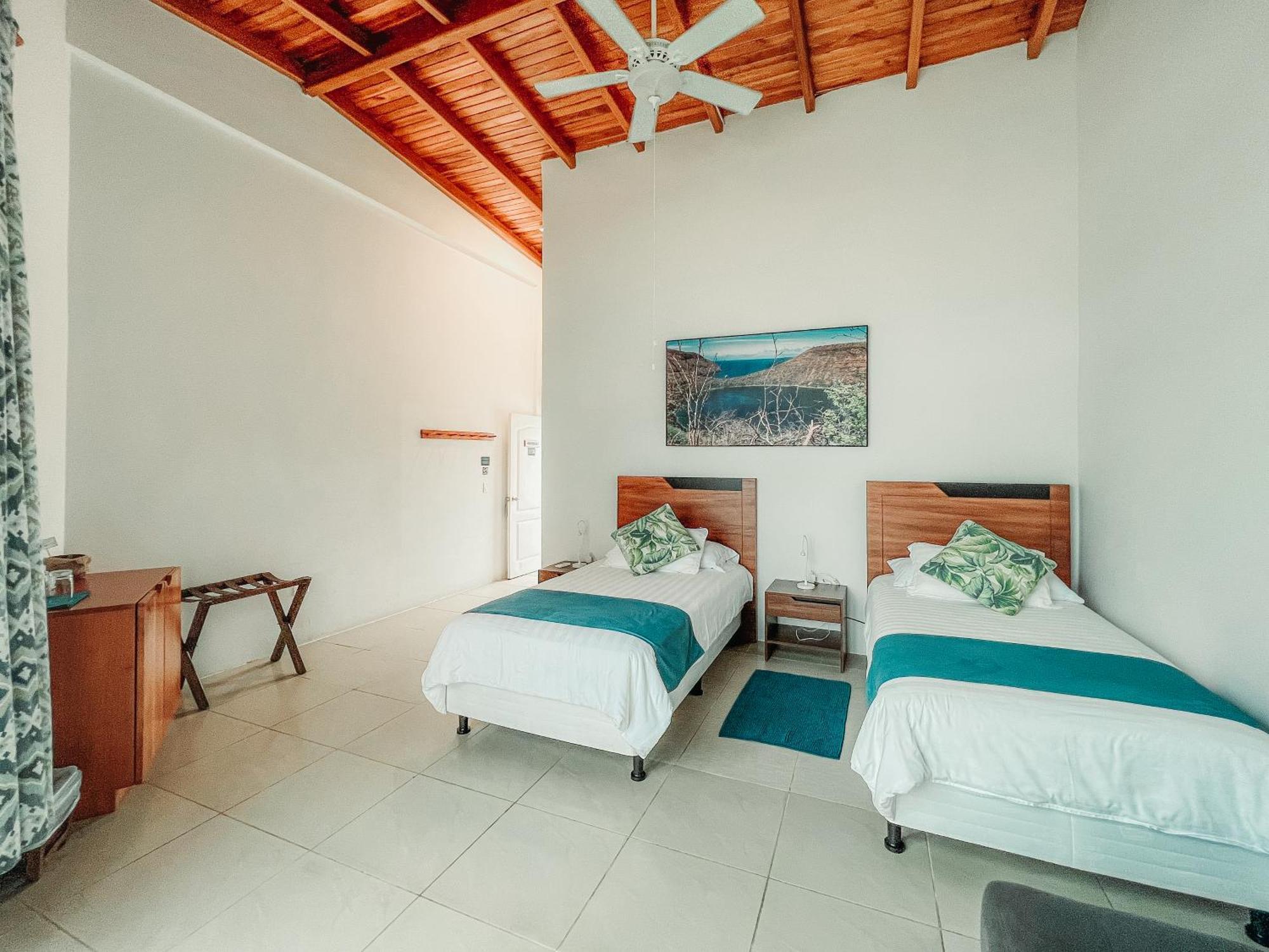 Hotel Albemarle 푸에르토빌라밀 외부 사진