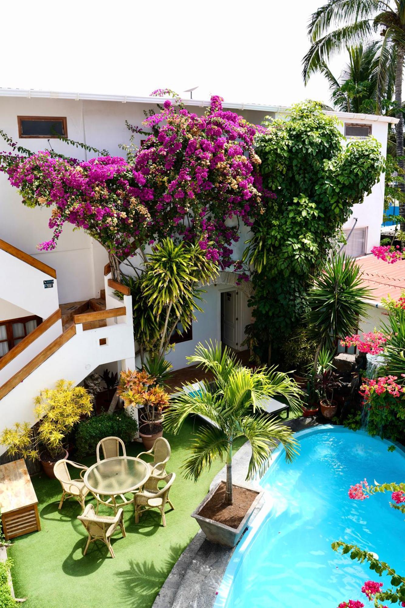 Hotel Albemarle 푸에르토빌라밀 외부 사진